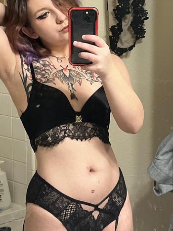 Mandy Moore , 22 Caucasian female escort, Atlanta