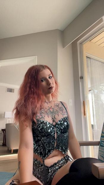 Mandy Moore , 22 Caucasian female escort, Atlanta