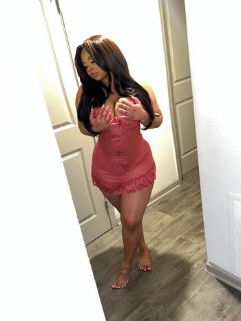 Ally, 25  female escort, Atlanta