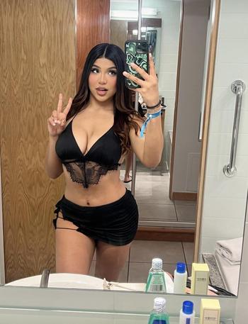 Vivian Pamela, 25  female escort, Atlanta